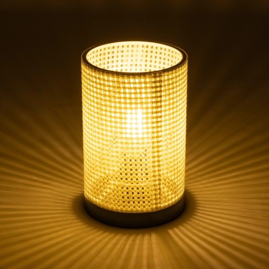 GLOBOSTAR® CYLINDER 203-0184 Μοντέρνο Επιτραπέζιο Φωτιστικό Πορτατίφ με Ντουί 1 x E27 AC 220-240V IP20 - Μαύρο & Λευκό - Μ14 x Π14 x Υ22cm GLOBOSTAR® CYLINDER 203-0184 Μοντέρνο Επιτραπέζιο Φωτιστικό Πορτατίφ με Ντουί 1 x E27 AC 220-240V IP20 - Μαύρο & Λευκό - Μ14 x Π14 x Υ22cm