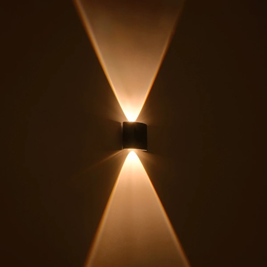GLOBOSTAR® SIXOAD 60676 Μοντέρνο Φωτιστικό Τοίχου - Απλίκα LED 4W 400lm 30° AC 220-240V Αδιάβροχο IP65 Θερμό Λευκό 2700K - CREE XPE Chip & TÜV SÜD Driver - Μαύρο Ματ - Μ8.5 x Π3.5 x Υ8cm - 5 Χρόνια Εγγύηση GLOBOSTAR® SIXOAD 60676 Μοντέρνο Φωτιστικό Τοίχου - Απλίκα LED 4W 400lm 30° AC 220-240V Αδιάβροχο IP65 Θερμό Λευκό 2700K - CREE XPE Chip & TÜV SÜD Driver - Μαύρο Ματ - Μ8.5 x Π3.5 x Υ8cm - 5 Χρόνια Εγγύηση