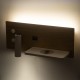 GLOBOSTAR® PALADIN 61360 Μοντέρνο Φωτιστικό Τοίχου - Απλίκα Ξενοδοχείου Reading Light με Φορτιστή USB 3A & Wireless 20W LED 6W 720lm 36° & 360° AC 220-240V IP20 Φυσικό Λευκό 4500K - Bridgelux COB Chip & TÜV SÜD Driver - Μπεζ & Λευκό - Μ30 