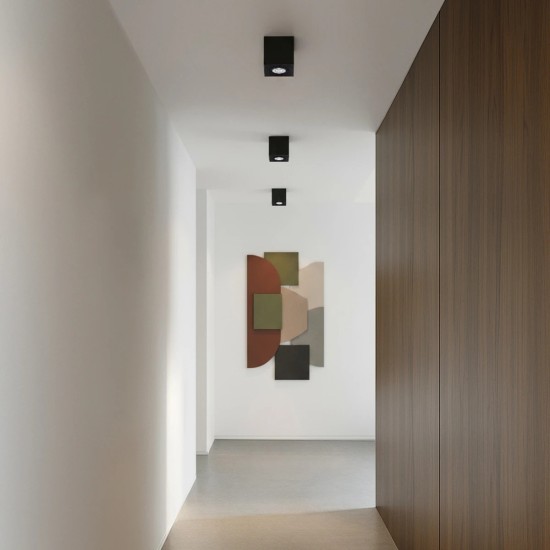 kelvo® AKIRA KLV-101-0028 Κινούμενο Φωτιστικό Downlight Σποτ για Λάμπα MR16 με Ντουί GU10 AC 220-240V IP20 - Μαύρο Ματ - Μ8 x Π8 x Υ10cm