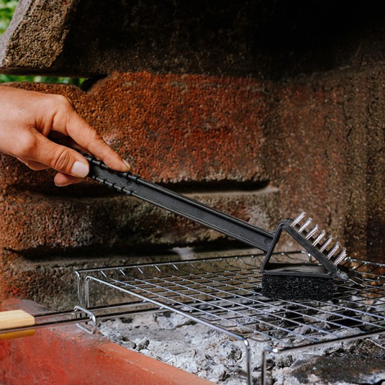 Βούρτσα καθαρισμού ψησταριάς ανοξείδωτη "BBQ Guru" με σφουγγάρι και ξύστρα 3σε1 36cm Βούρτσα καθαρισμού ψησταριάς ανοξείδωτη "BBQ Guru" με σφουγγάρι και ξύστρα 3σε1 36cm